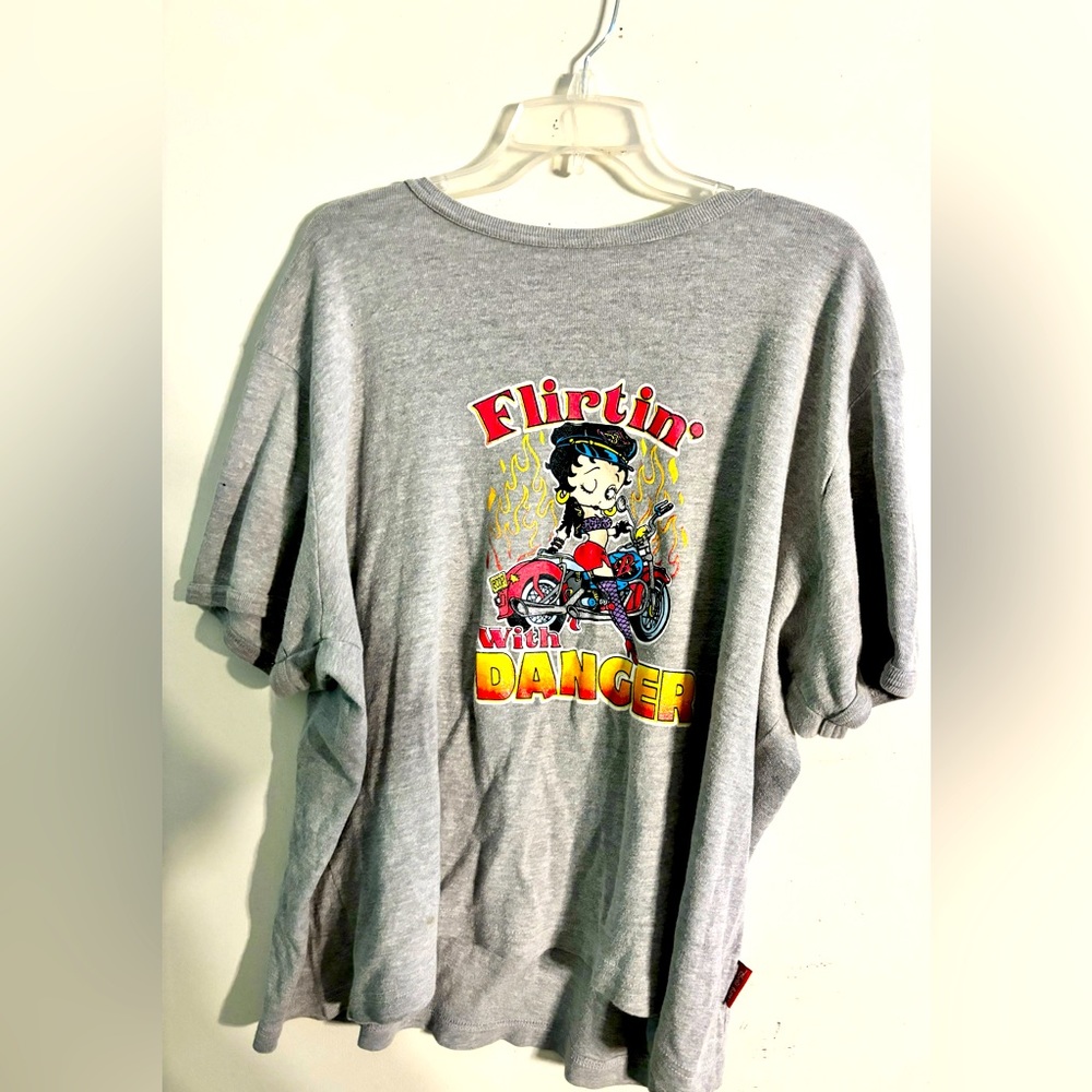Vtg 2002 Plus Size 2XL-3XL Women’s Betty Boop “Flirting With Danger” T-shirt